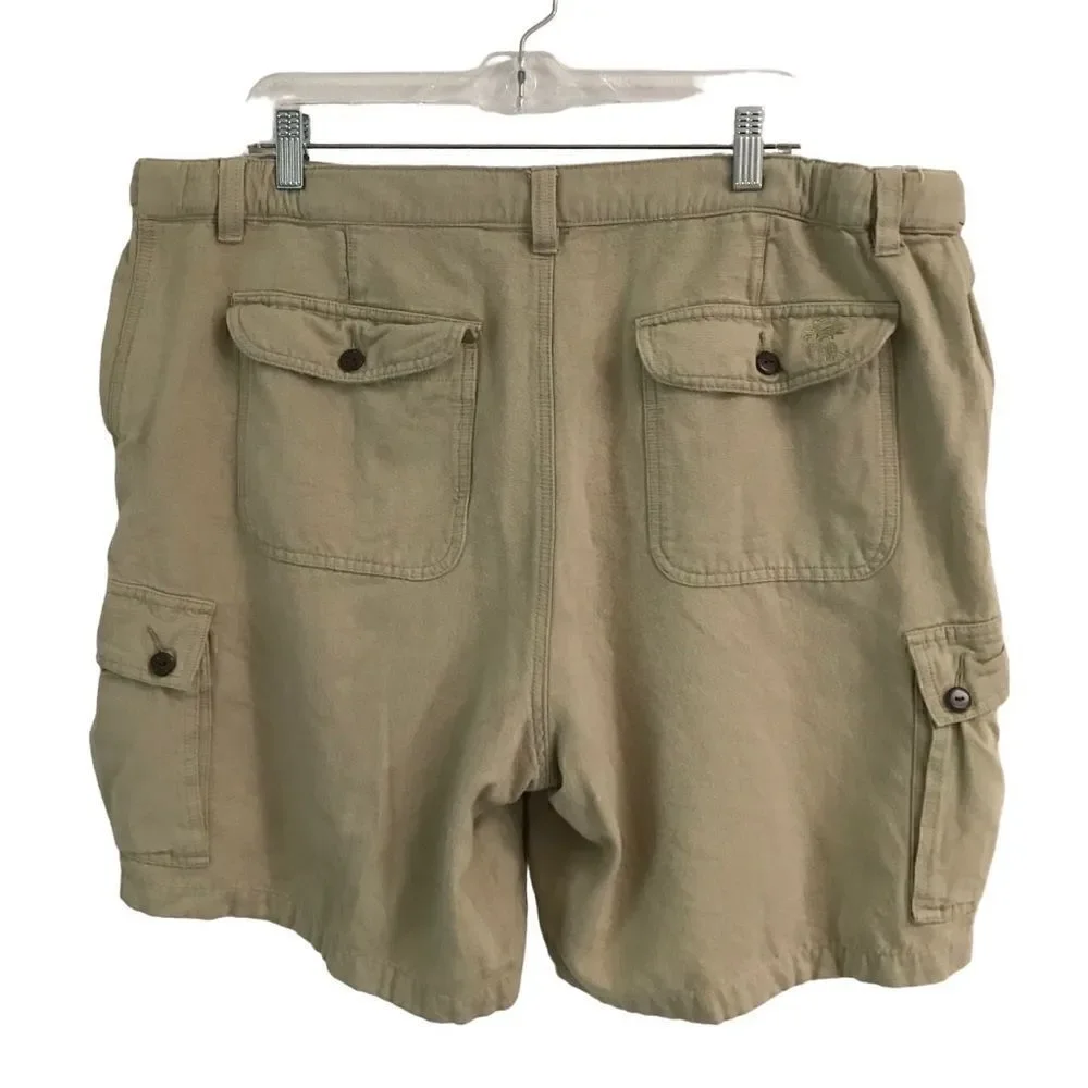 Vintage Big Dogs Resortwear tan cargo shorts  40‎
